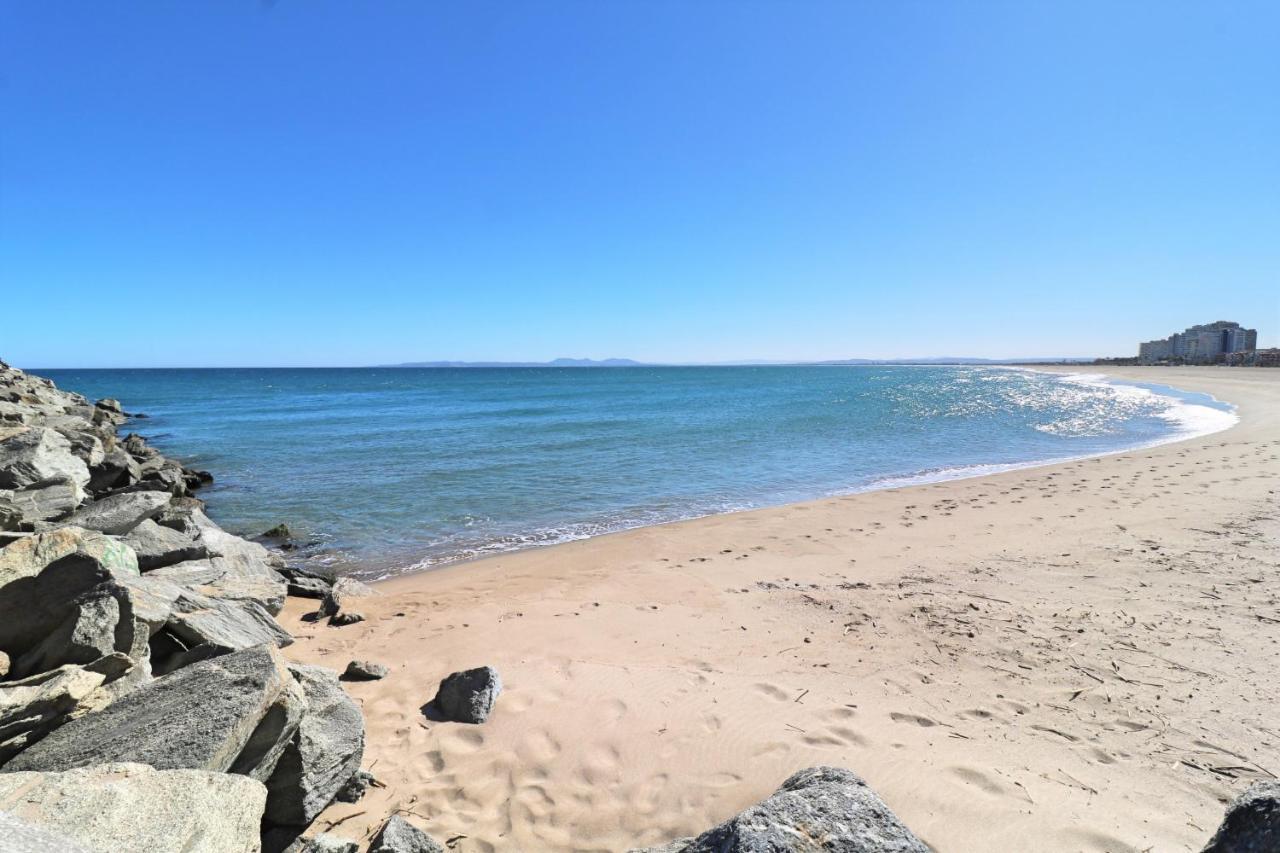 Delta Muga, Piso Muy Cerca De La Playa Apartman Empuriabrava Kültér fotó